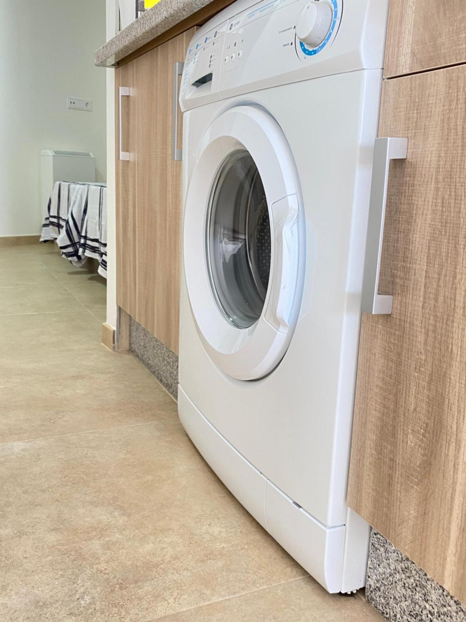 Apartamentos Penaflor Гуадикс Екстериор снимка